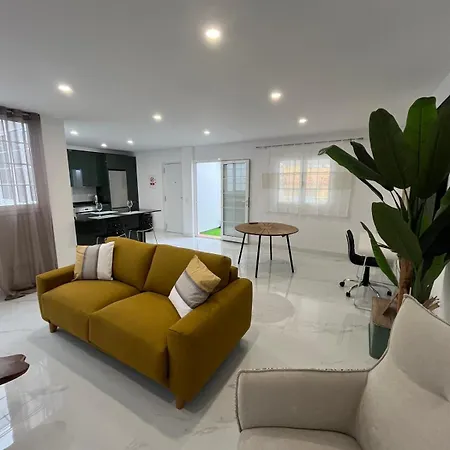 Luxury Penthouse Bbq Chill Out Terrace *